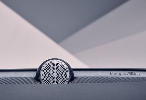 audiosystém Bowers and Wilkins